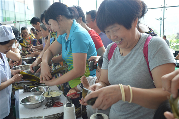 1465459524676877.jpg 粽子DIY火热进行中2.jpg