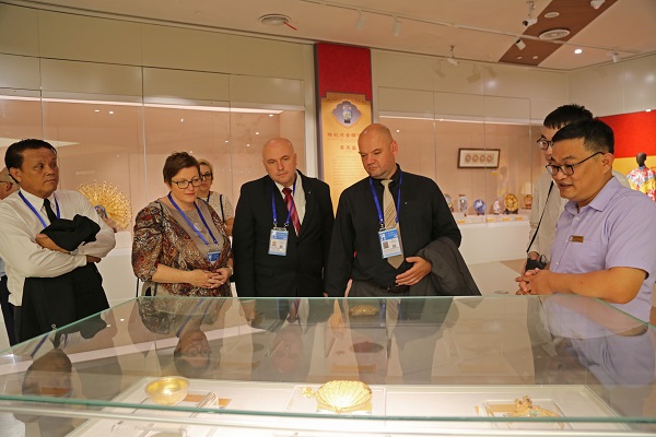 1505364432391698.jpg w2.jpg